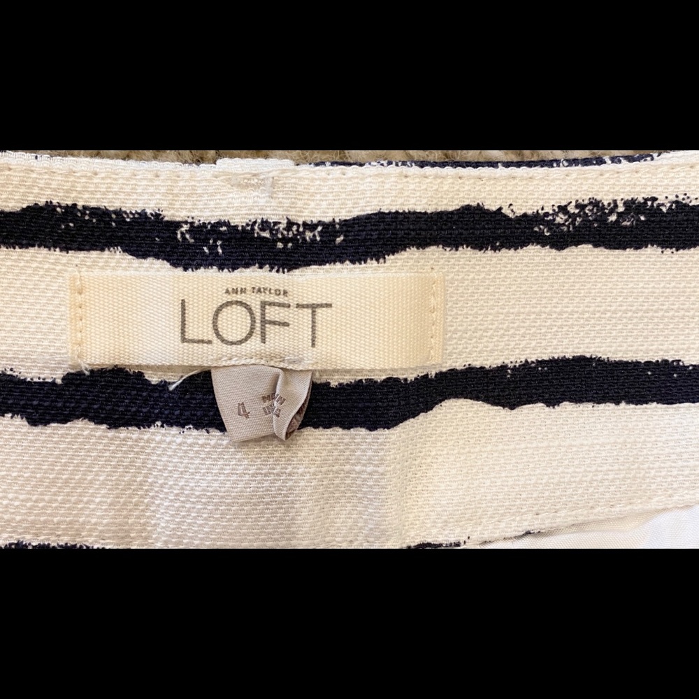 Loft Riviera Shorts - Picture 2 of 3